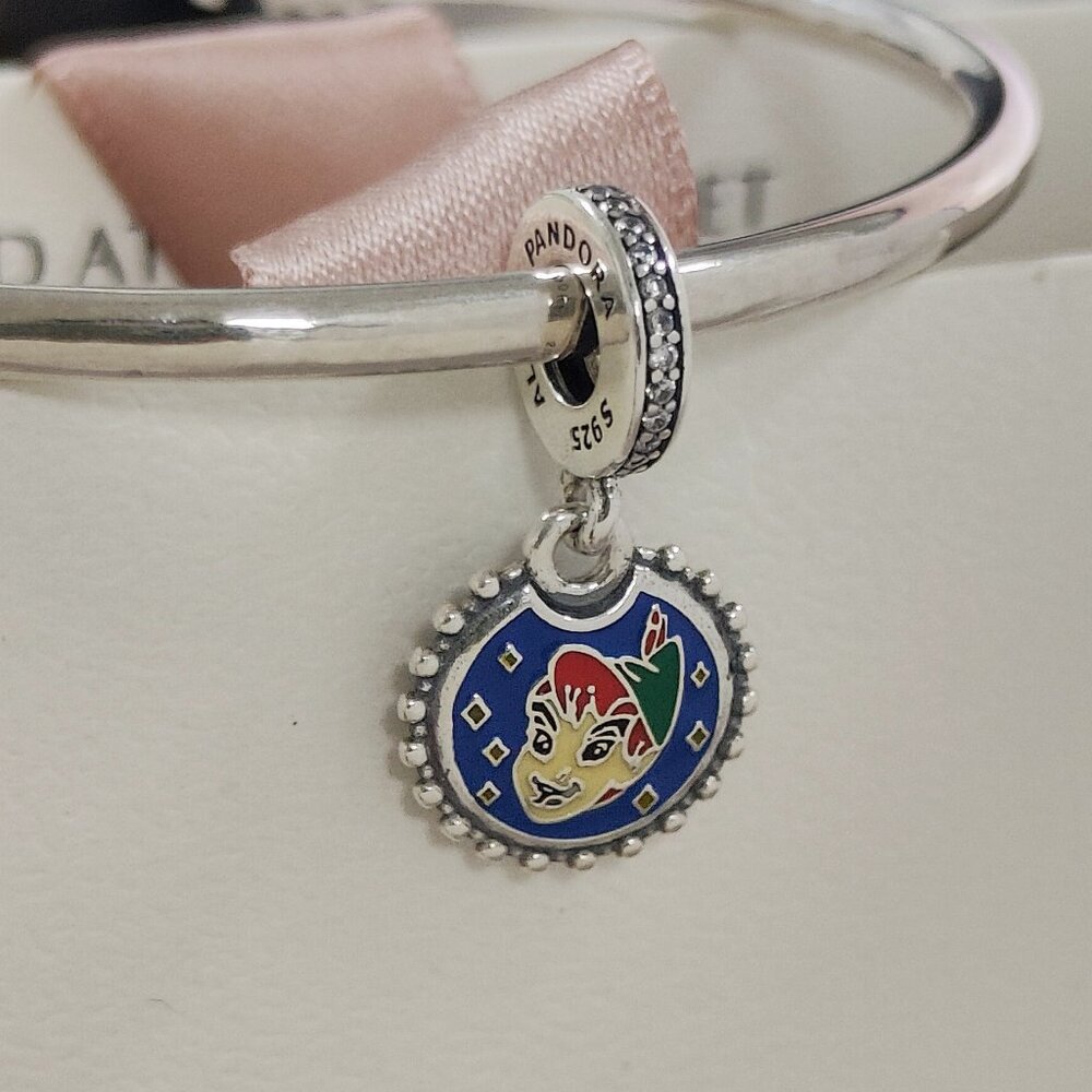 Pandora Disney Parks Peter Pan 70th Anniversary Exclusive Dangle Charm with box